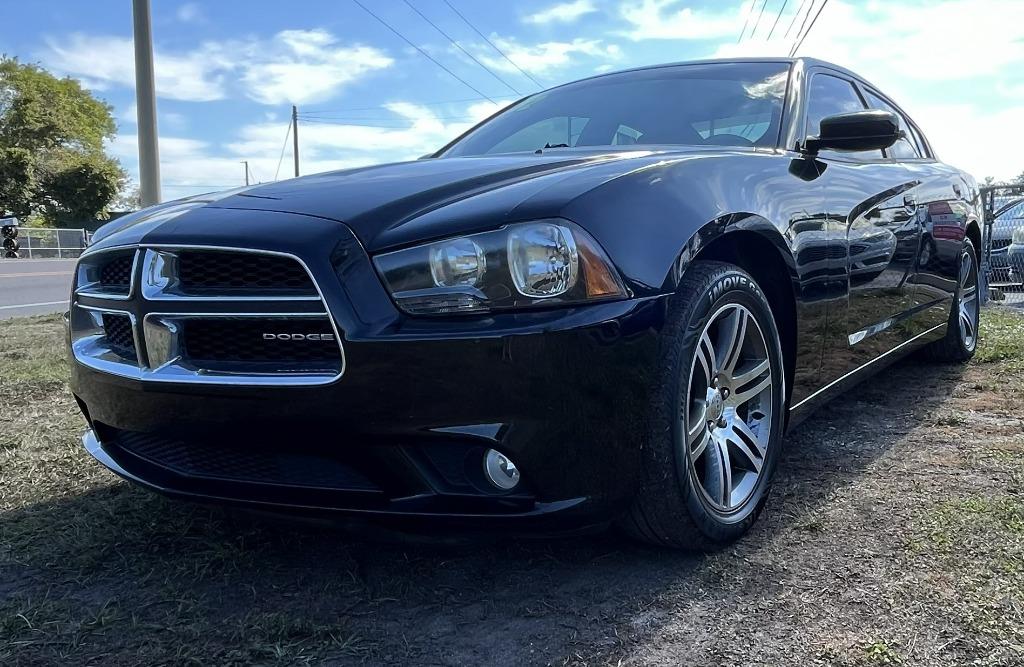 2012 Dodge Charger SXT's photo