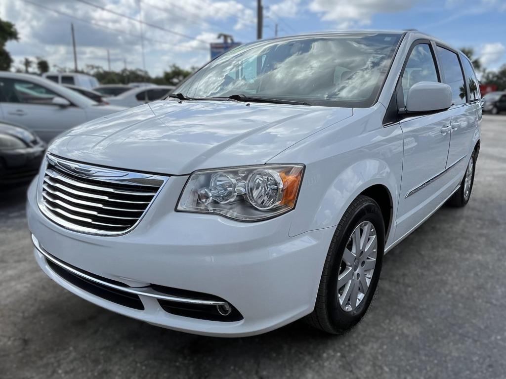 2014 Chrysler Town & Country