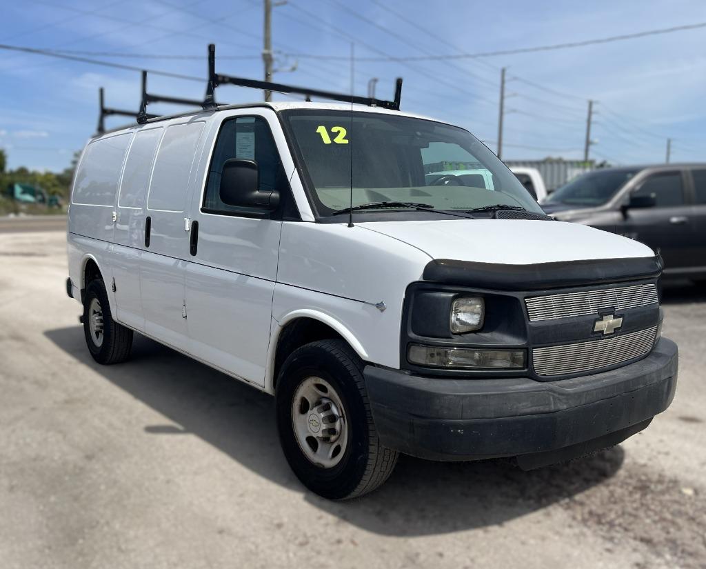 2012 Chevrolet Express 2500 Work Van HD's photo