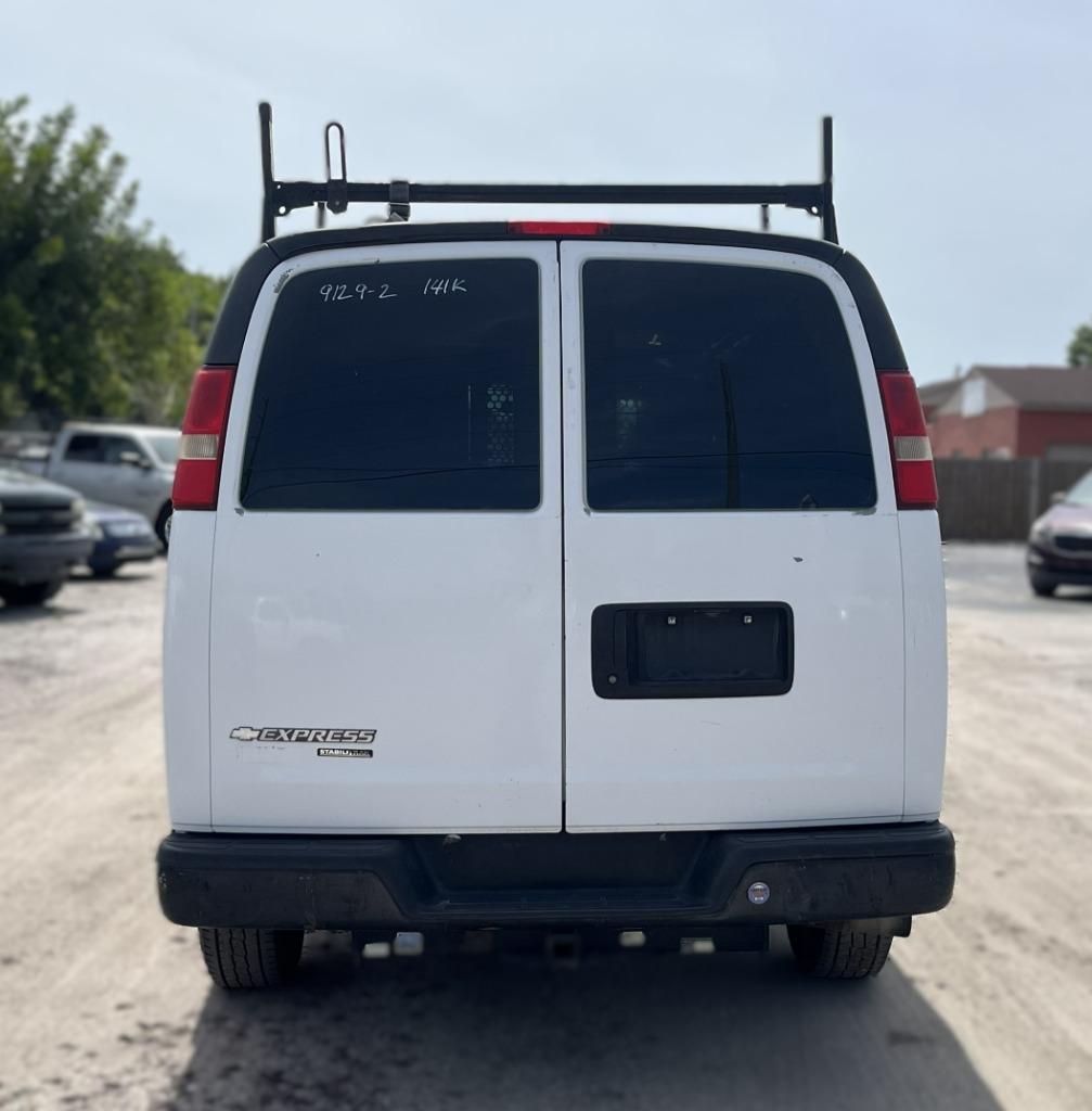 2012 Chevrolet Express Cargo Work Van - Photo 6