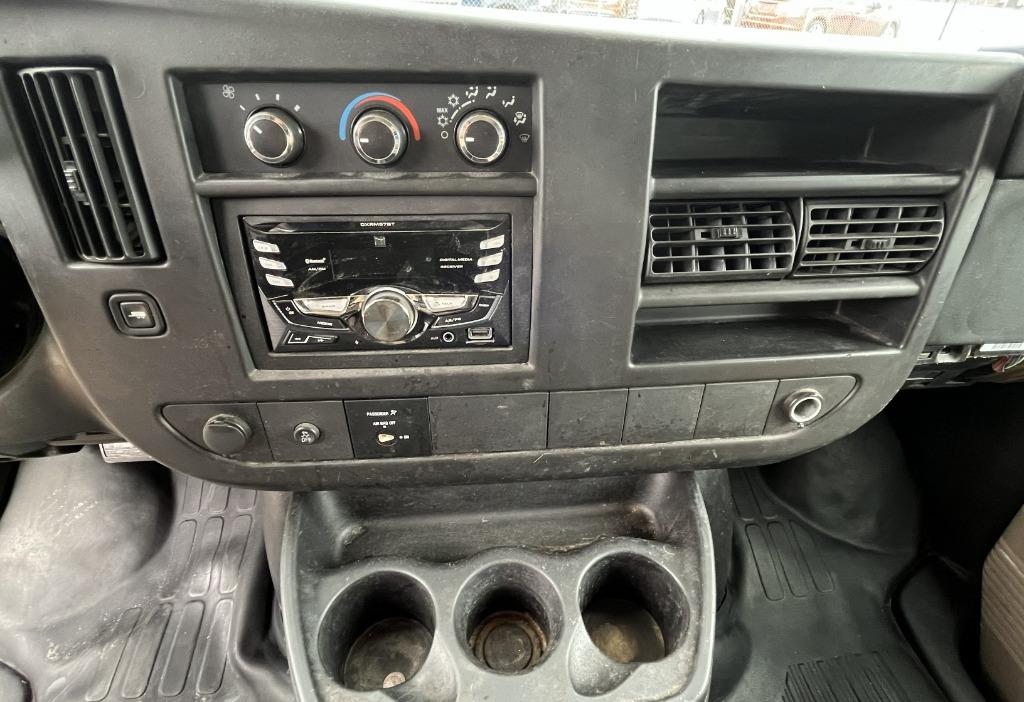 2012 Chevrolet Express Cargo Work Van - Photo 16