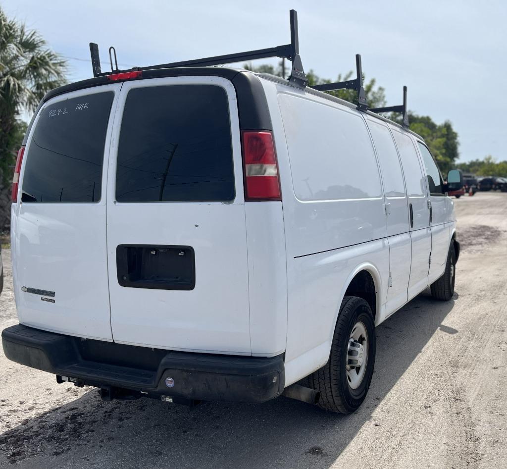 2012 Chevrolet Express Cargo Work Van - Photo 7