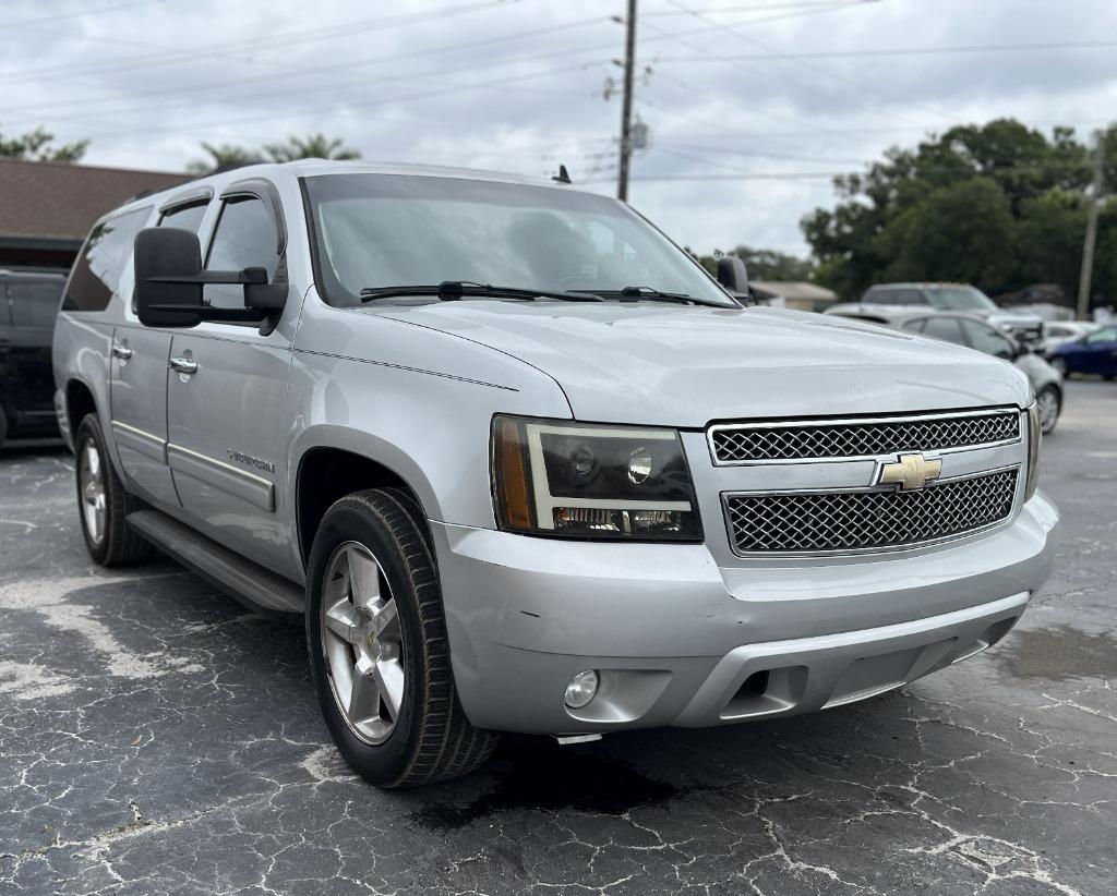 2011 Chevrolet Suburban LT