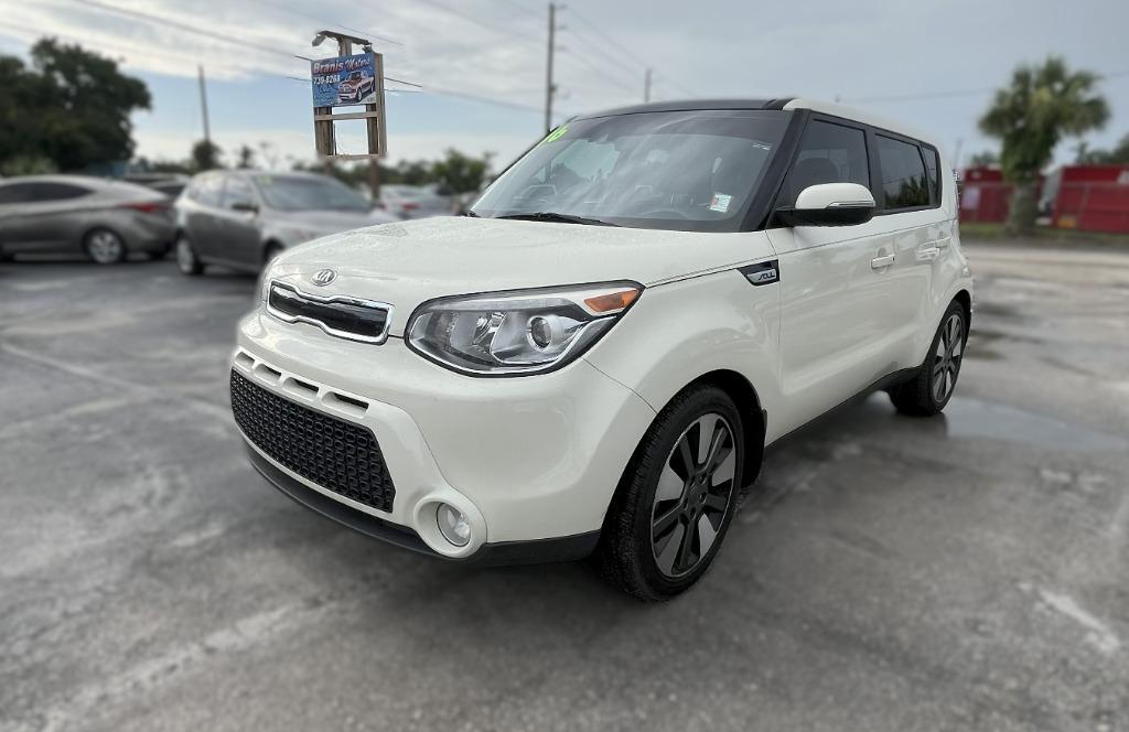 2016 Kia Soul Base