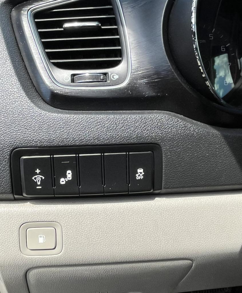 2019 Kia Sedona EX - Photo 10