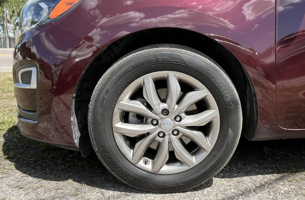 2019 Kia Sedona EX - Photo 30