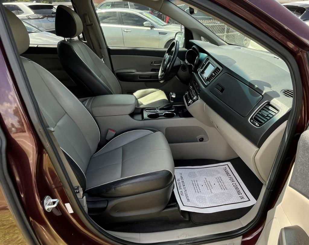 2019 Kia Sedona EX - Photo 22