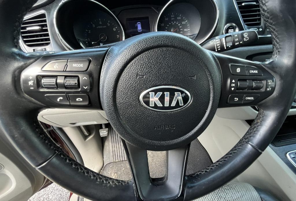 2019 Kia Sedona EX - Photo 12