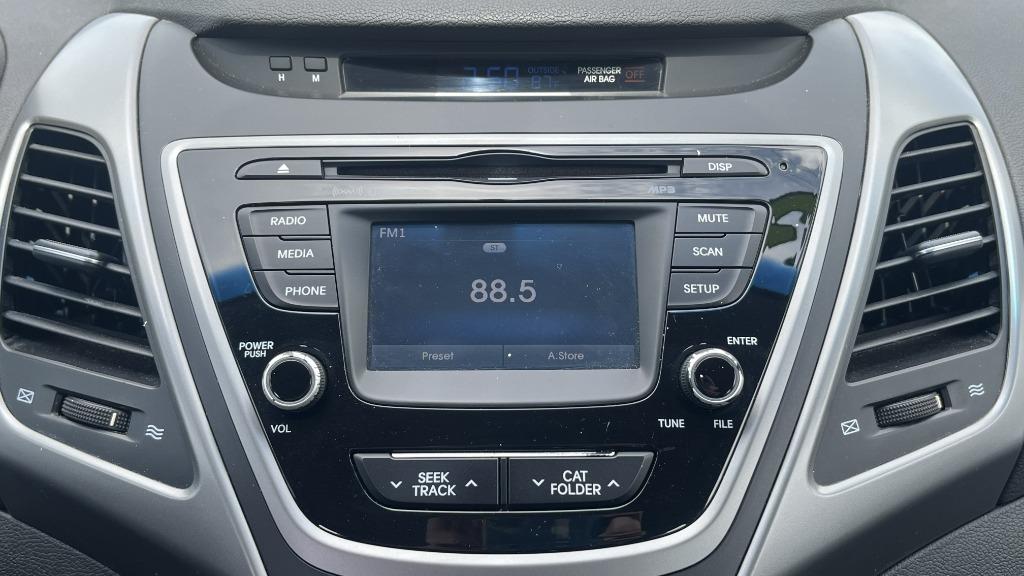 2015 Hyundai Elantra SE - Photo 16