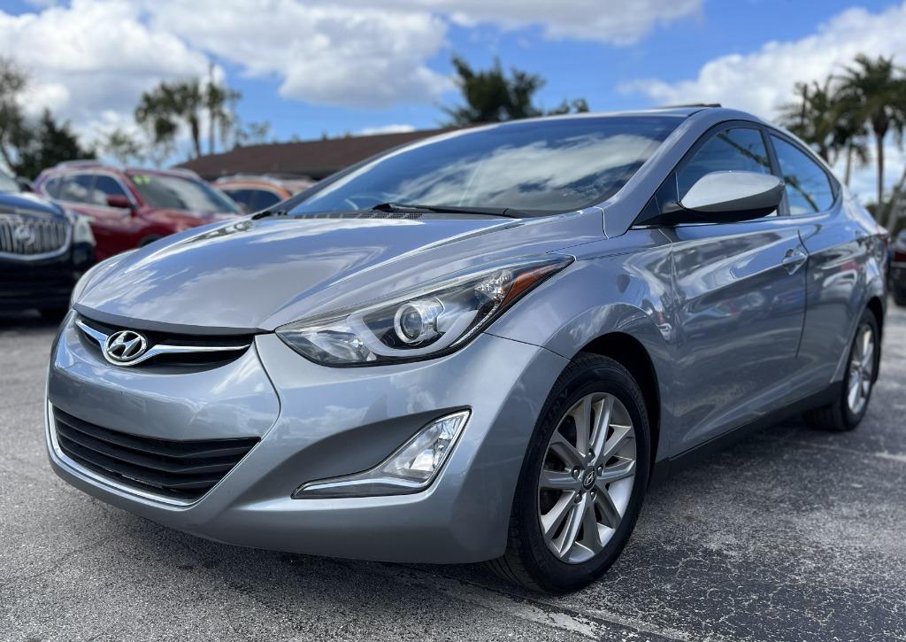 2015 Hyundai Elantra SE