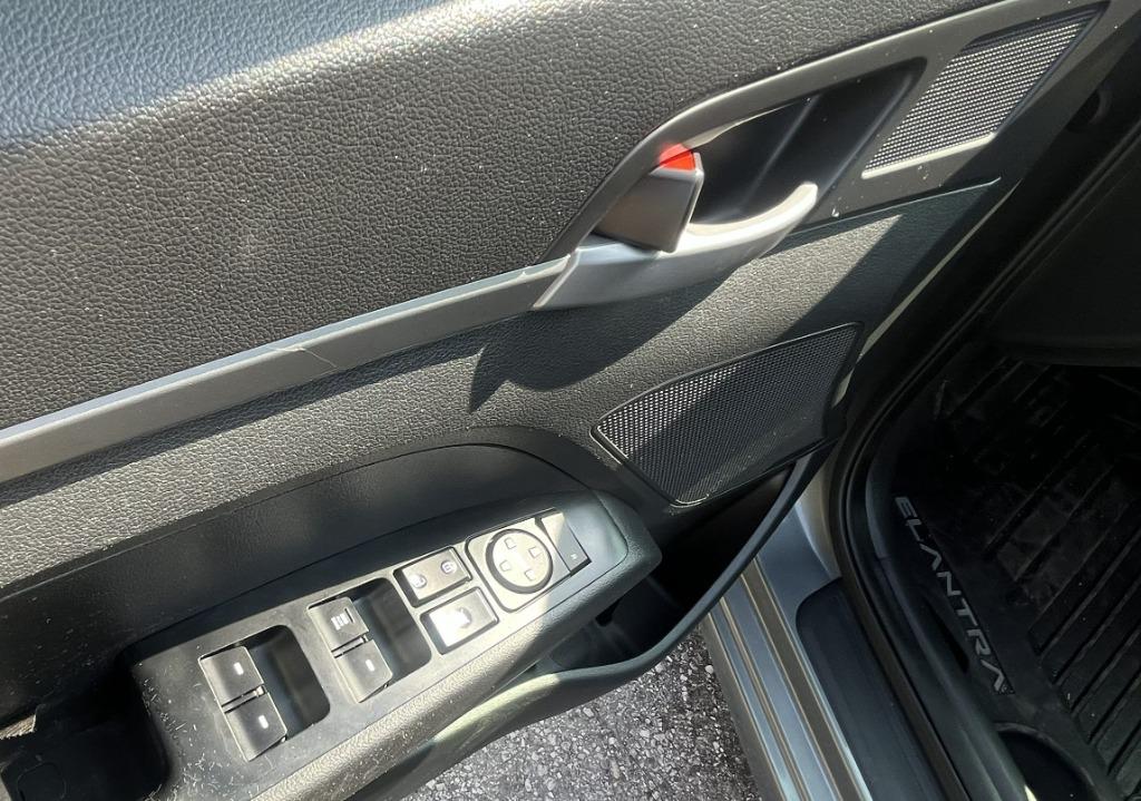 2018 Hyundai Elantra SE - Photo 10
