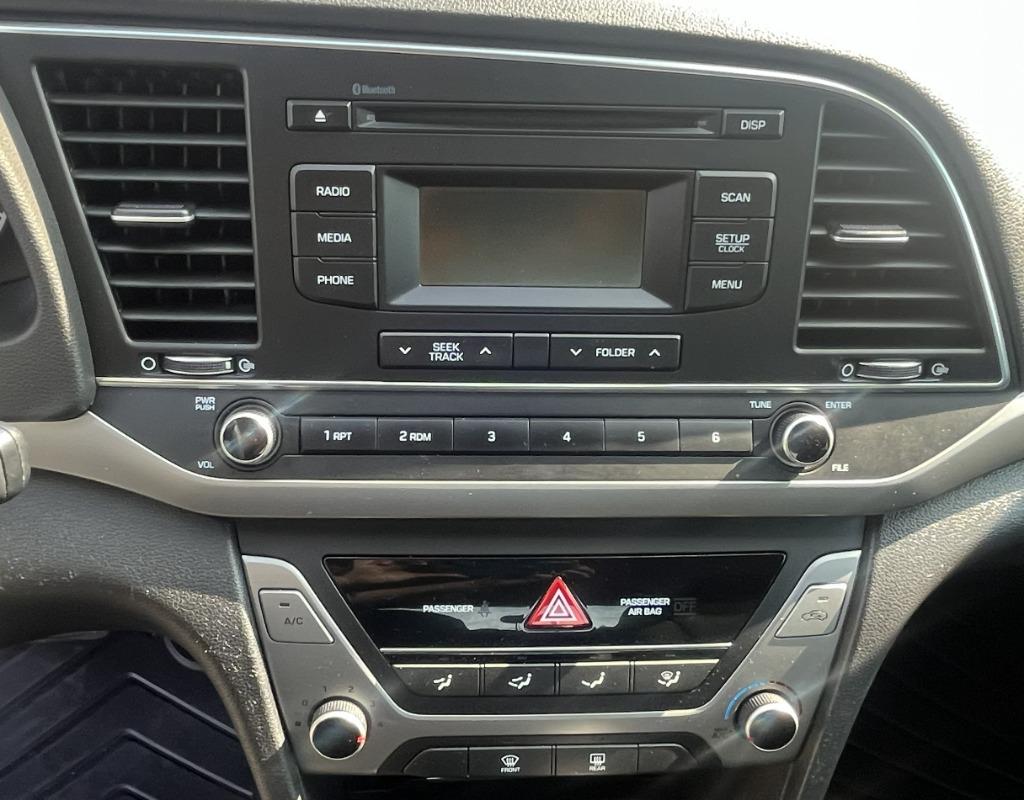 2018 Hyundai Elantra SE - Photo 15