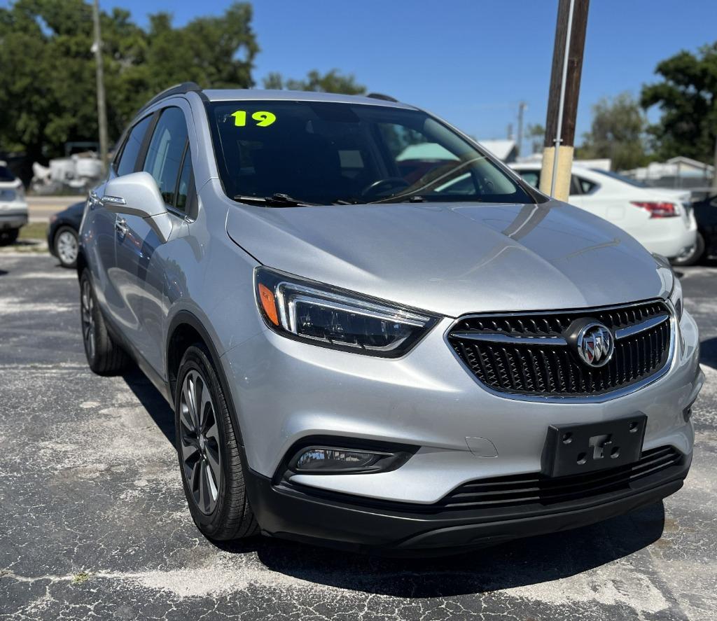 2019 Buick Encore Essence's photo