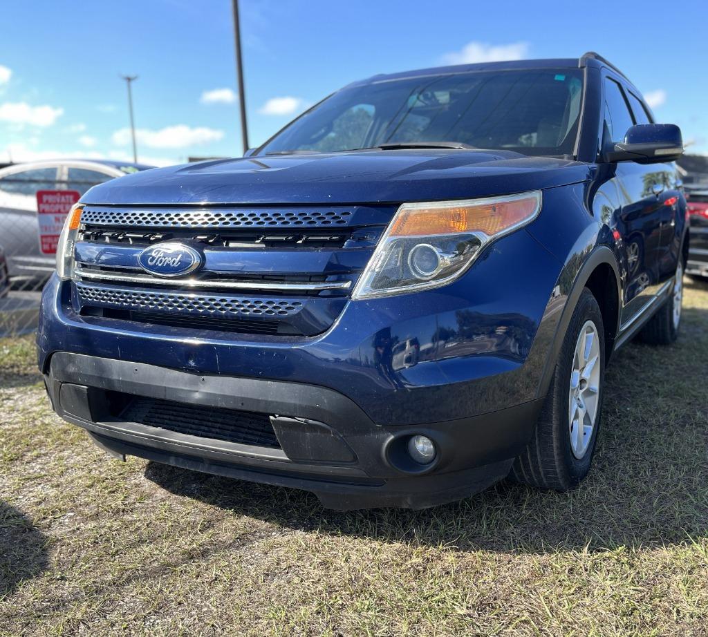 2012 Ford Explorer Limited's photo