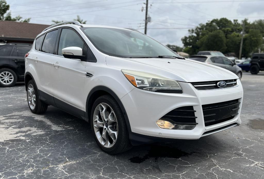 2015 Ford Escape Titanium 4WD's photo
